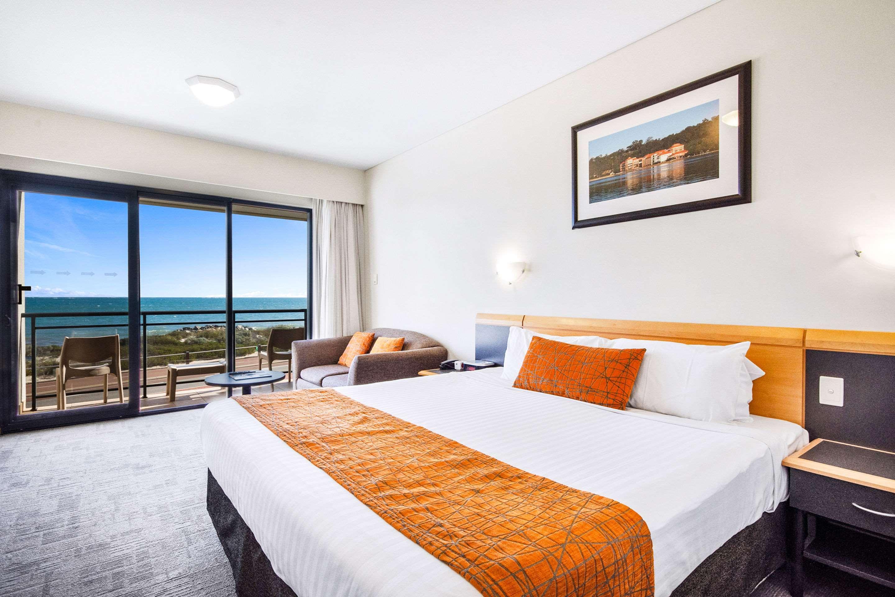 Quality Resort Sorrento Beach Пърт Екстериор снимка