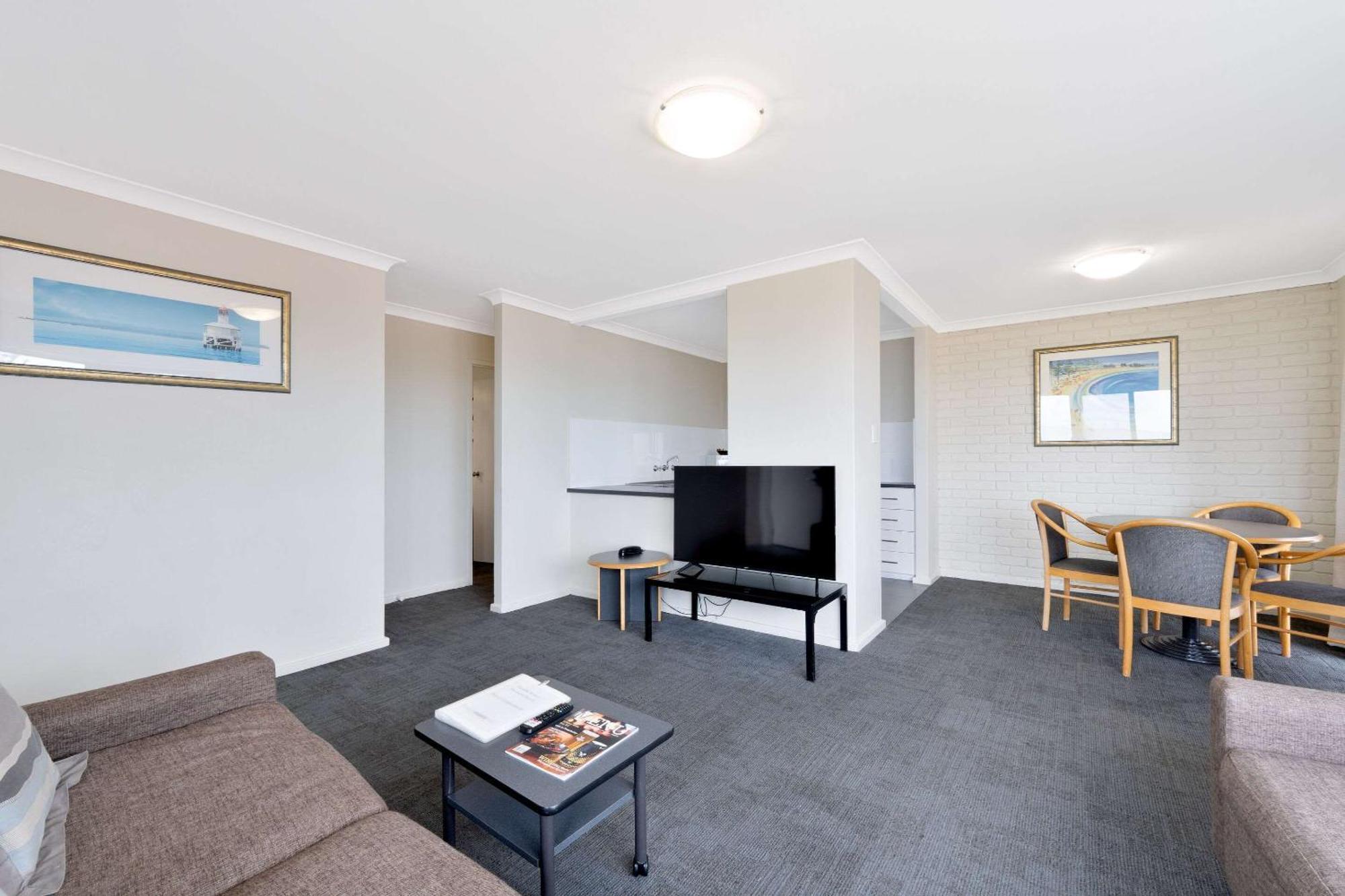Quality Resort Sorrento Beach Пърт Екстериор снимка