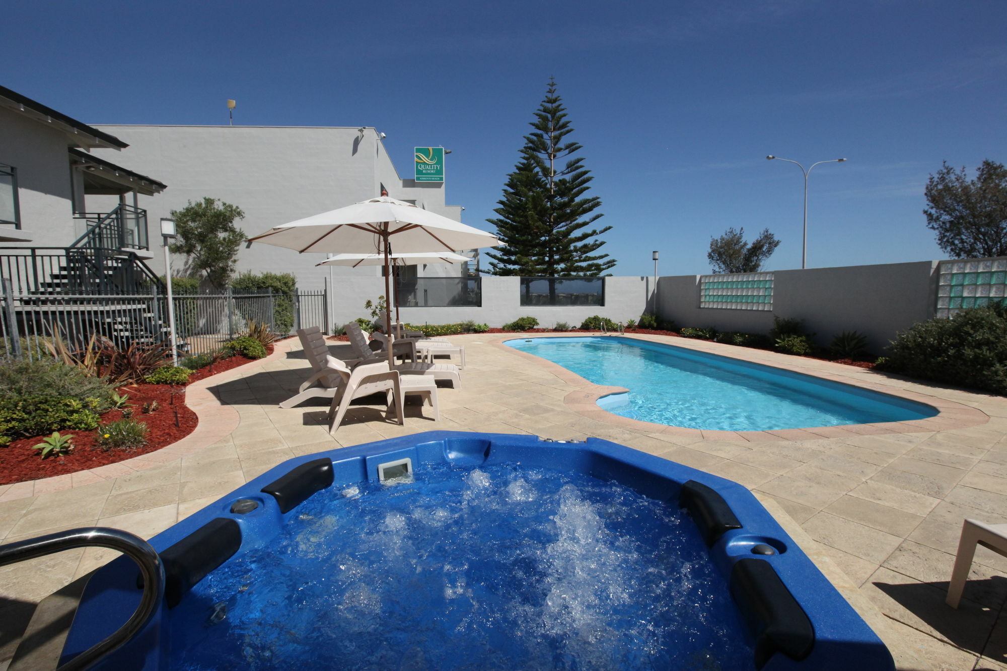 Quality Resort Sorrento Beach Пърт Екстериор снимка