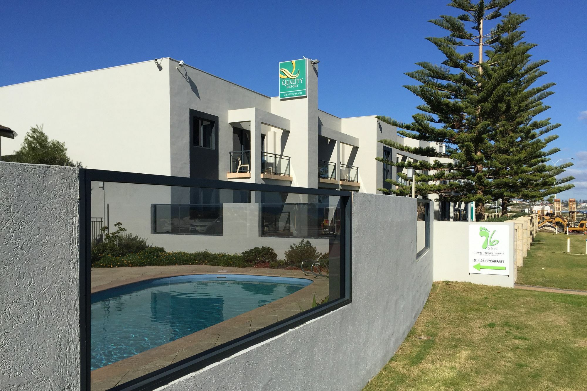 Quality Resort Sorrento Beach Пърт Екстериор снимка